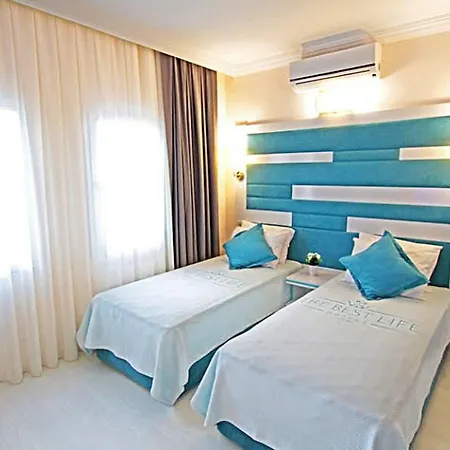 Oda ve Kahvaltı The Life Center 3*