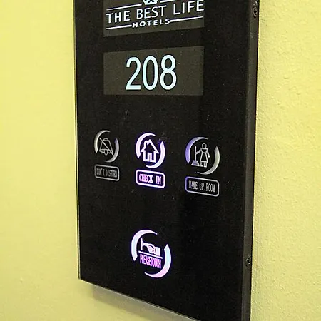 The Life Center فندق مبيت وإفطار